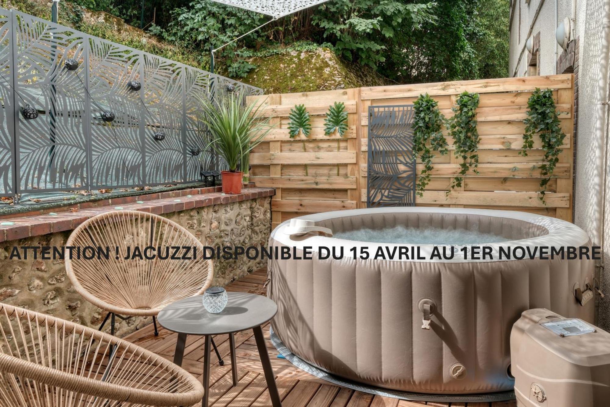 Apartmán Superbe 2 Pieces Avec Jacuzzi Privatif Face Gare Proche Cathedrale Chartres Exteriér fotografie
